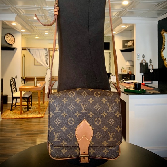 Louis Vuitton Monogram Cartouchière MM - Picture 2 of 10